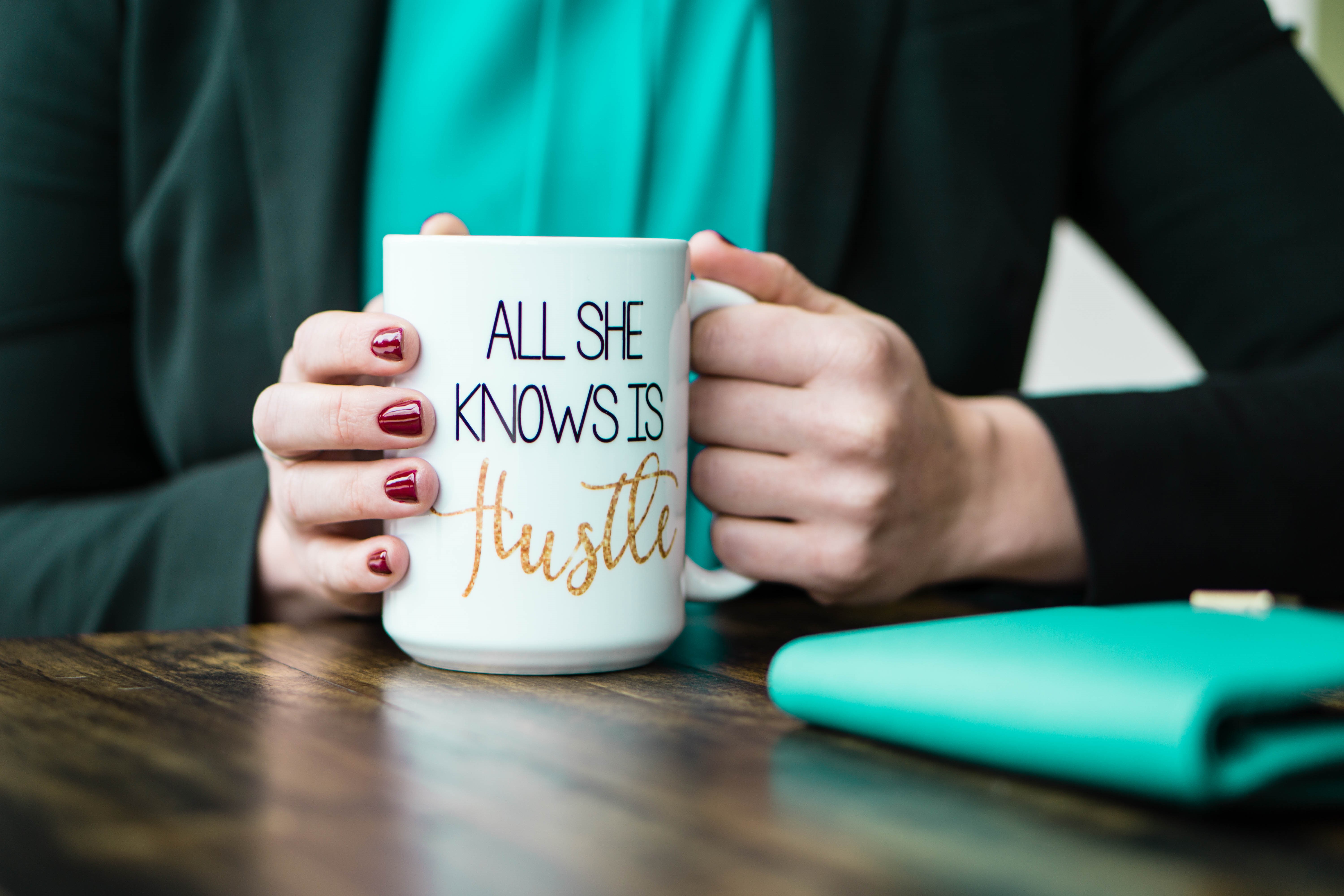 ezza manicures for the modern woman IFundWomen