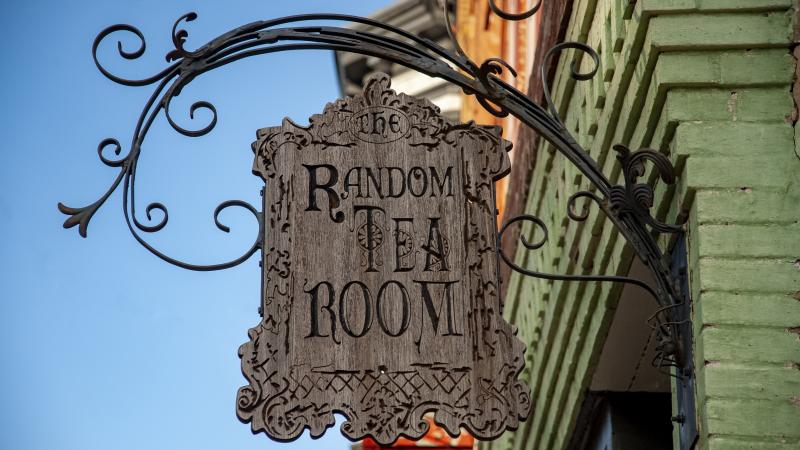 signssigns.jpg Thumbnail