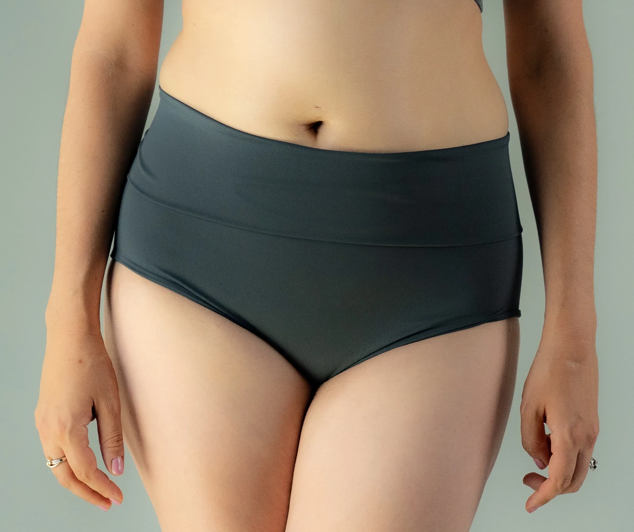 Nyssa's Unique Underwear Is Helping Mothers With Pospartum