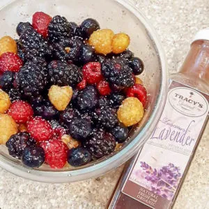 Lavender-Mixed-Berry-Crisp-9